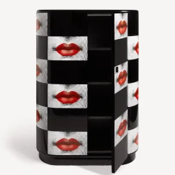 Curved Cabinets<Fornasetti Curved Cabinet Kiss White/Black/Red