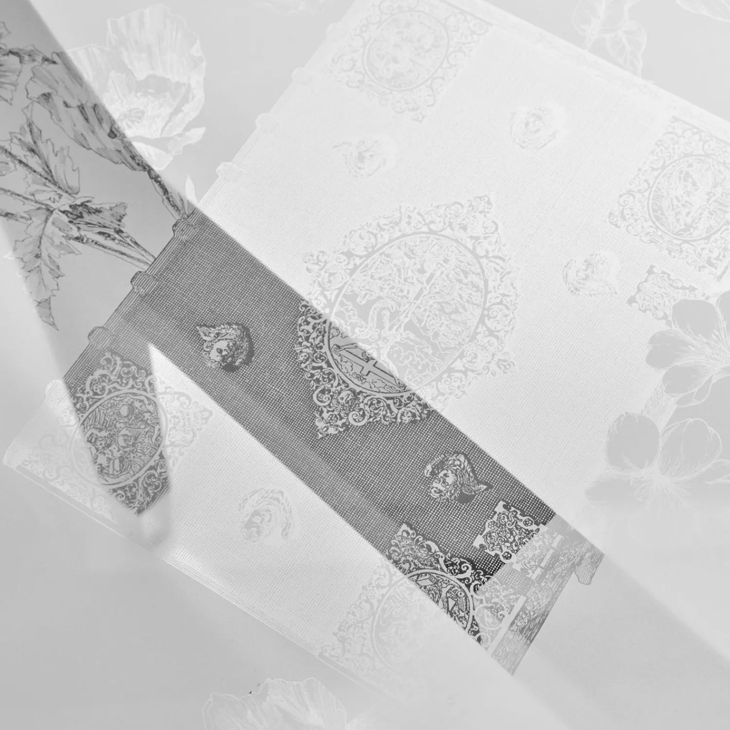 Tables<Fornasetti Rectangular Table Oggetti Sparsi White