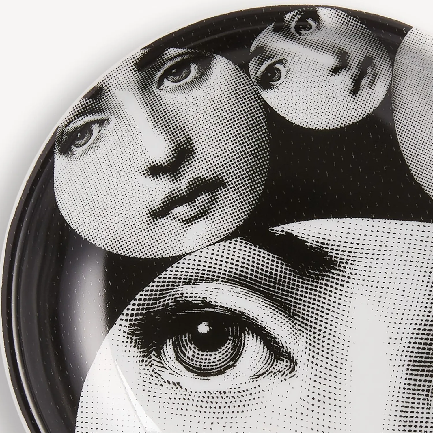 Design Ashtrays<Fornasetti Round Ashtray Tema E Variazioni N.242 White/Black