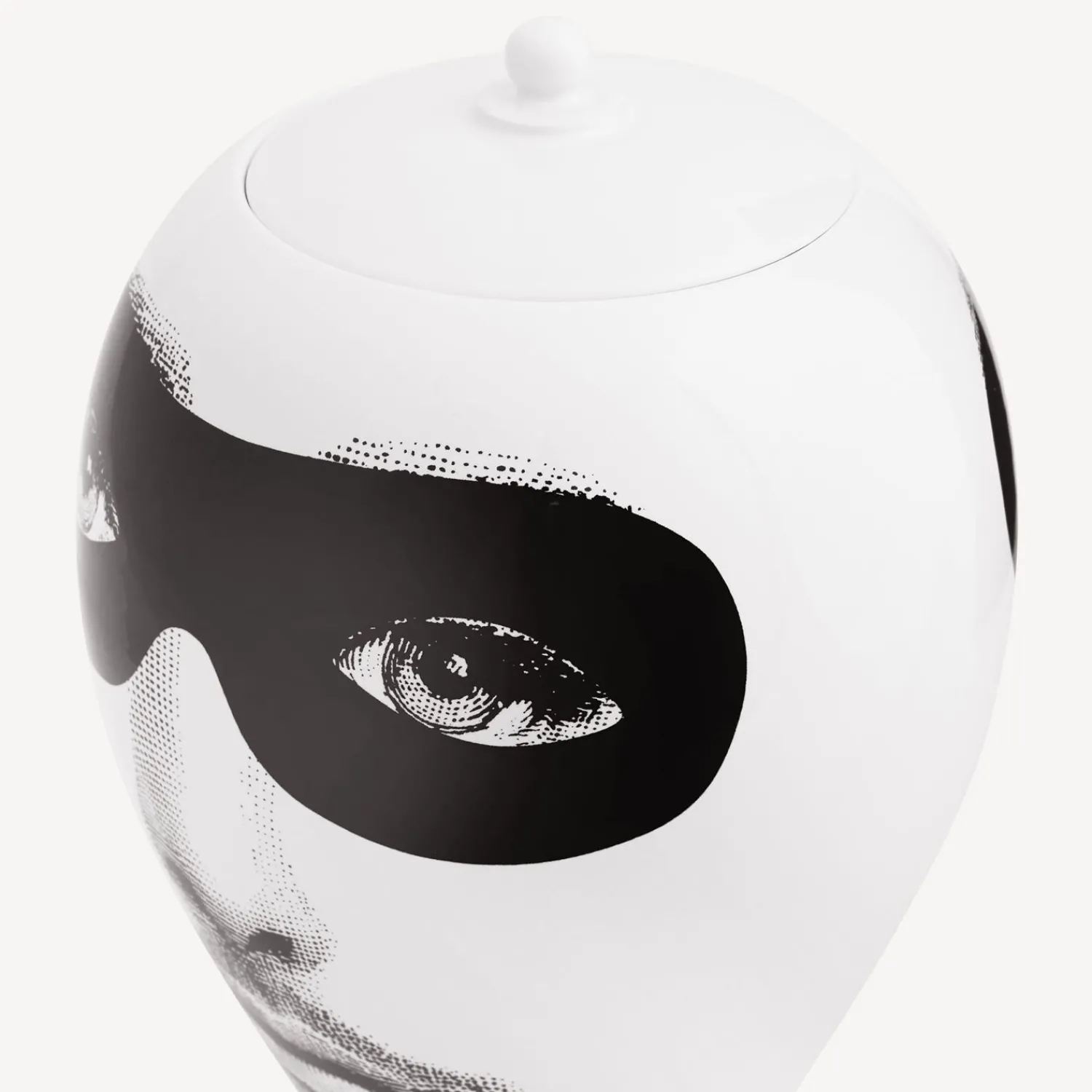Vases<Fornasetti Vase Don Giovanni White/Black