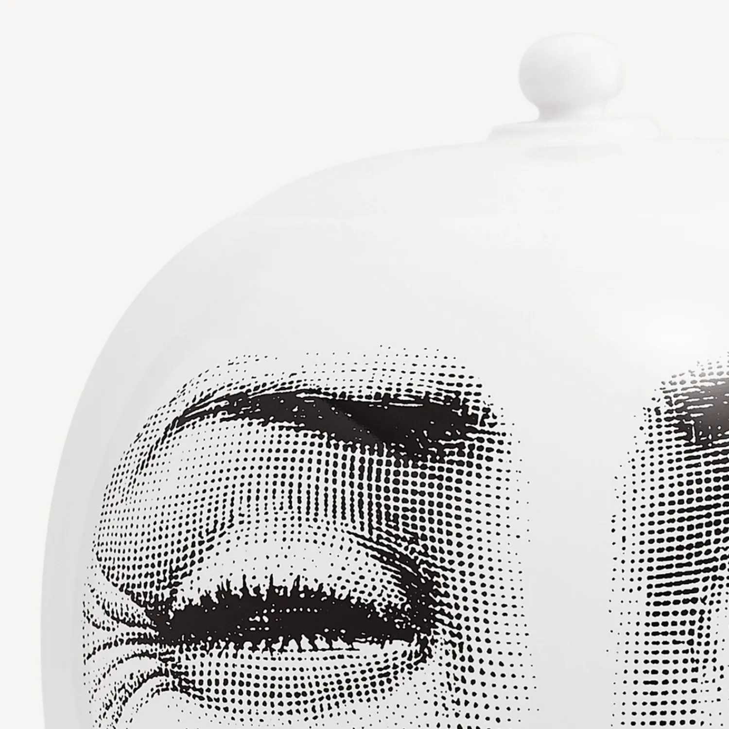 Vases<Fornasetti Vase Piercing White/Black